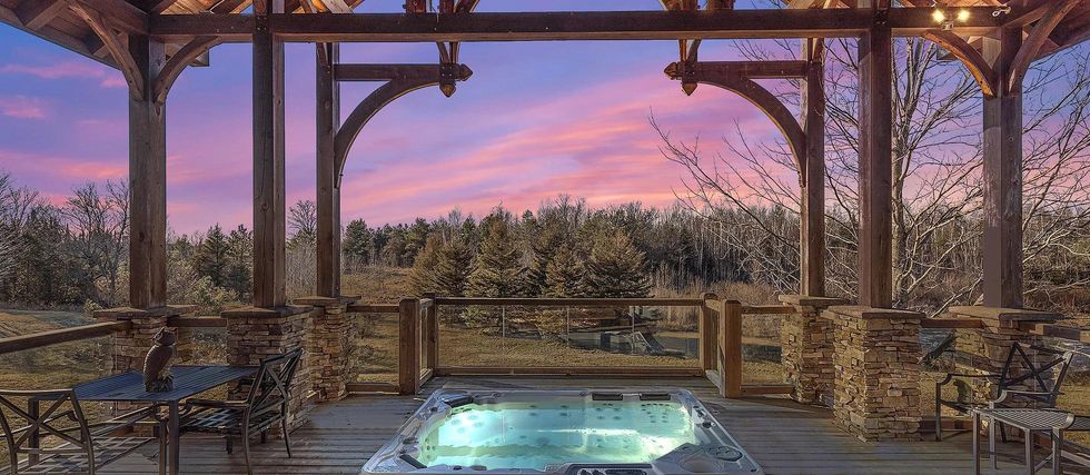 This Home Estate For Sale In Ontario Is A Charming Retreat With A Cozy Treehouse & 5 Ponds