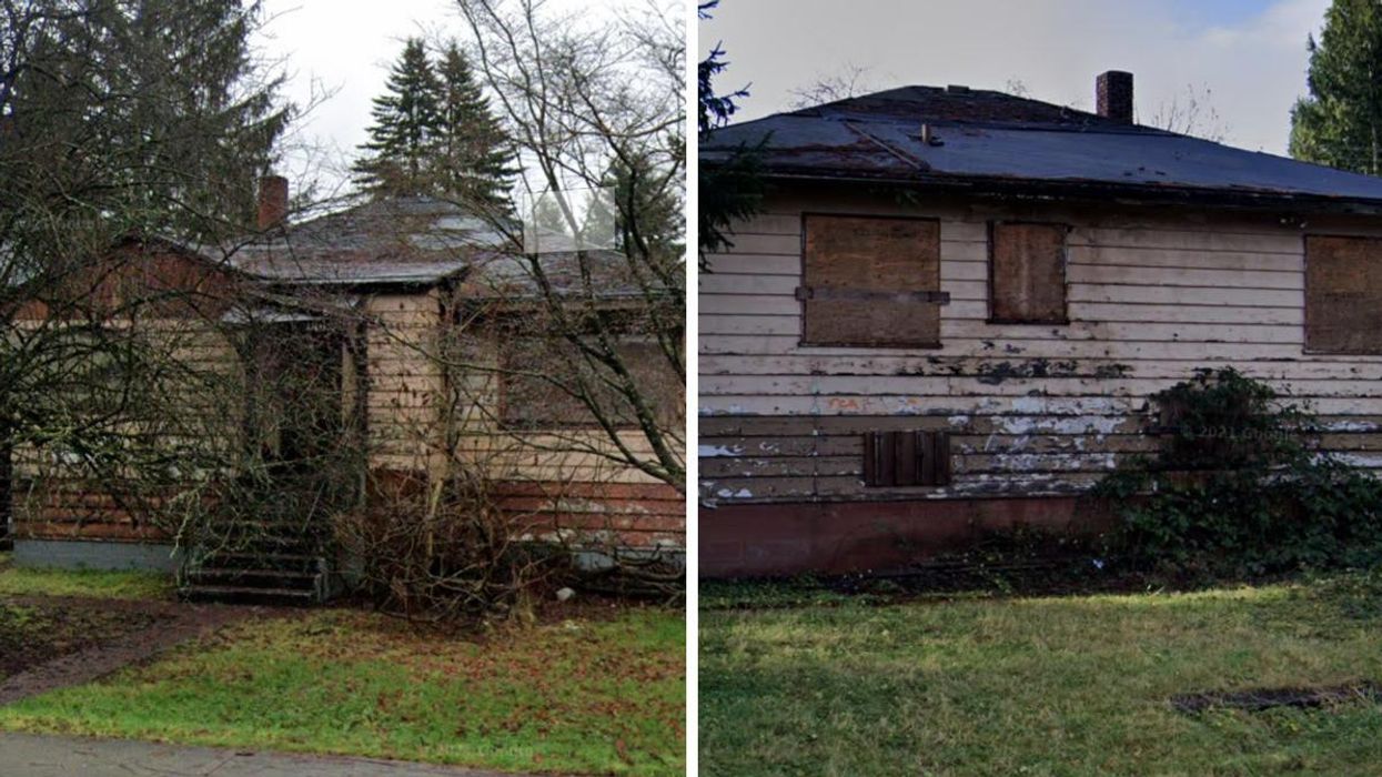 This Rundown House In BC Is Worth $1.4 Million & Even The City Wants It Demolished (PHOTOS)