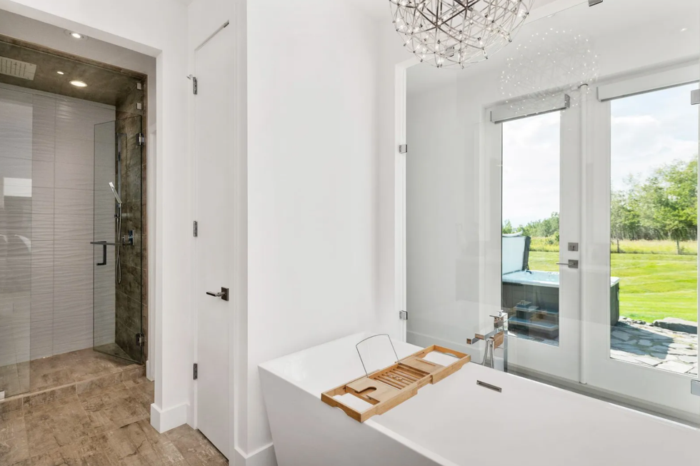 This Stunning Home Is For Sale In Alberta & It's Like Living In A Huge Grand Piano