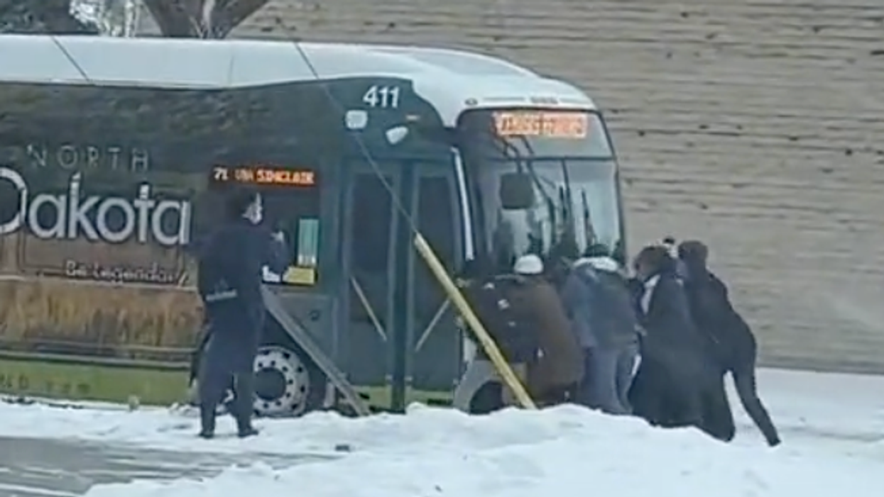 This TikTok Video Just Summed Up Winter In Canada & You've Just Got To Laugh (VIDEO)