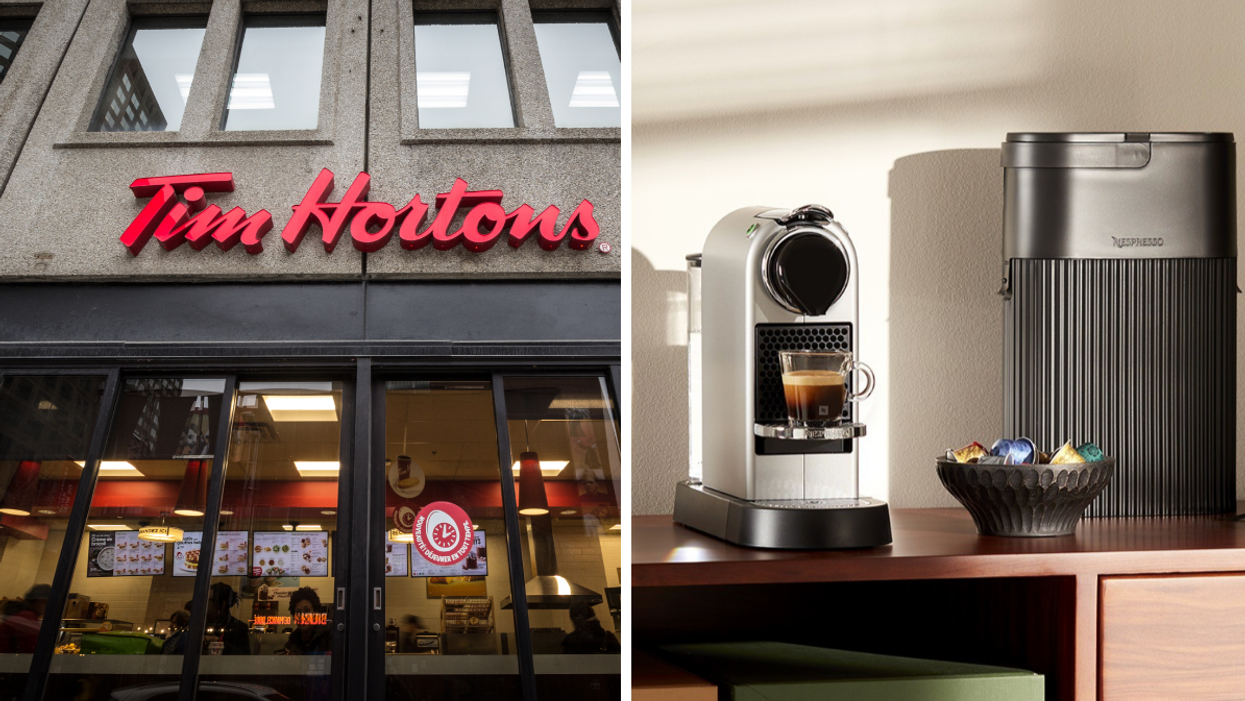 Tim Hortons. Droite : Une machine Nespresso.