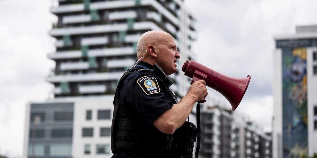 Timeline of police officers in Canada killed in the line of duty Timeline of police officers in Canada killed in the line of duty