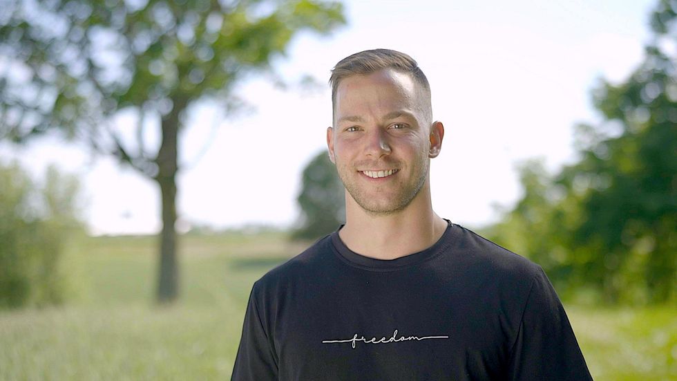 Tommy de L'amour est dans le pr\u00e9 11.