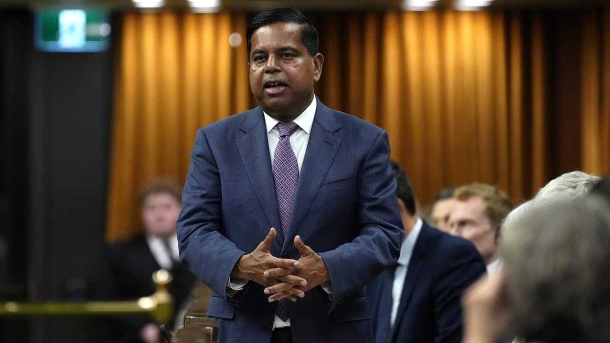 Tories, Liberals spar over 'lawful access' bill