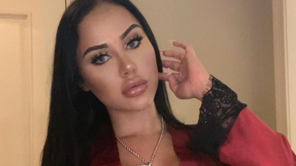 Toronto Chair Girl Marcella Zoia Is Flaunting Her Trip To Miami & Atlanta On Instagram