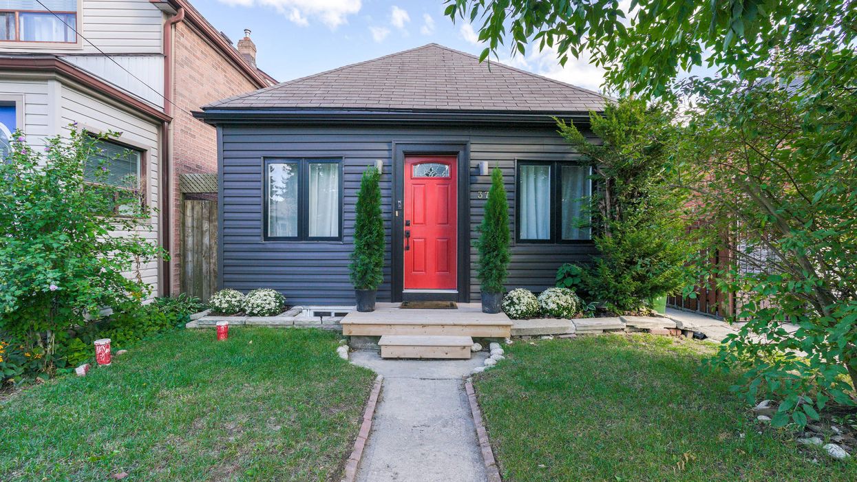 Toronto House For Sale Looks So Different On The Inside (PHOTOS)