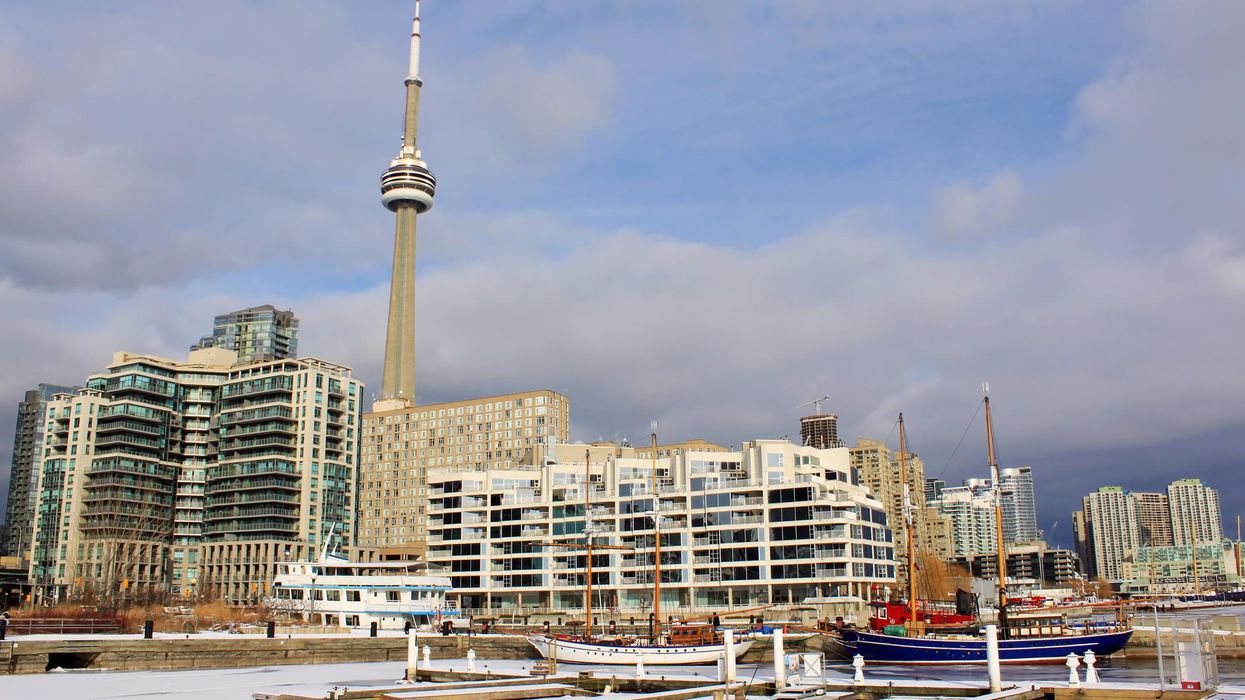 Toronto lakefront during a freezing day.