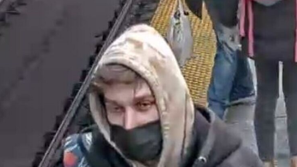 Toronto Police Are Looking For A Man Who Allegedly Pushed Someone Onto TTC Subway Tracks