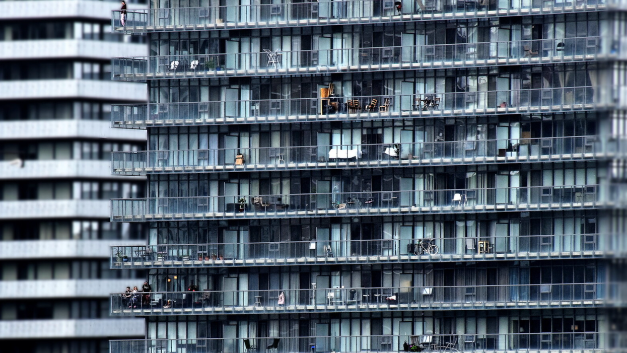 Toronto's Real Estate Market Broke Records In 2021 & People Still Wanted To Live Downtown