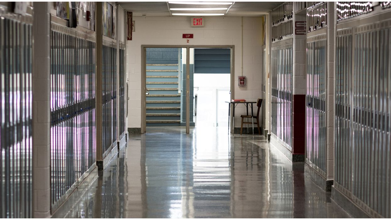 Toronto Schools Should All Be Shut Down For 2 Weeks To Start Off 2021, Teachers Say