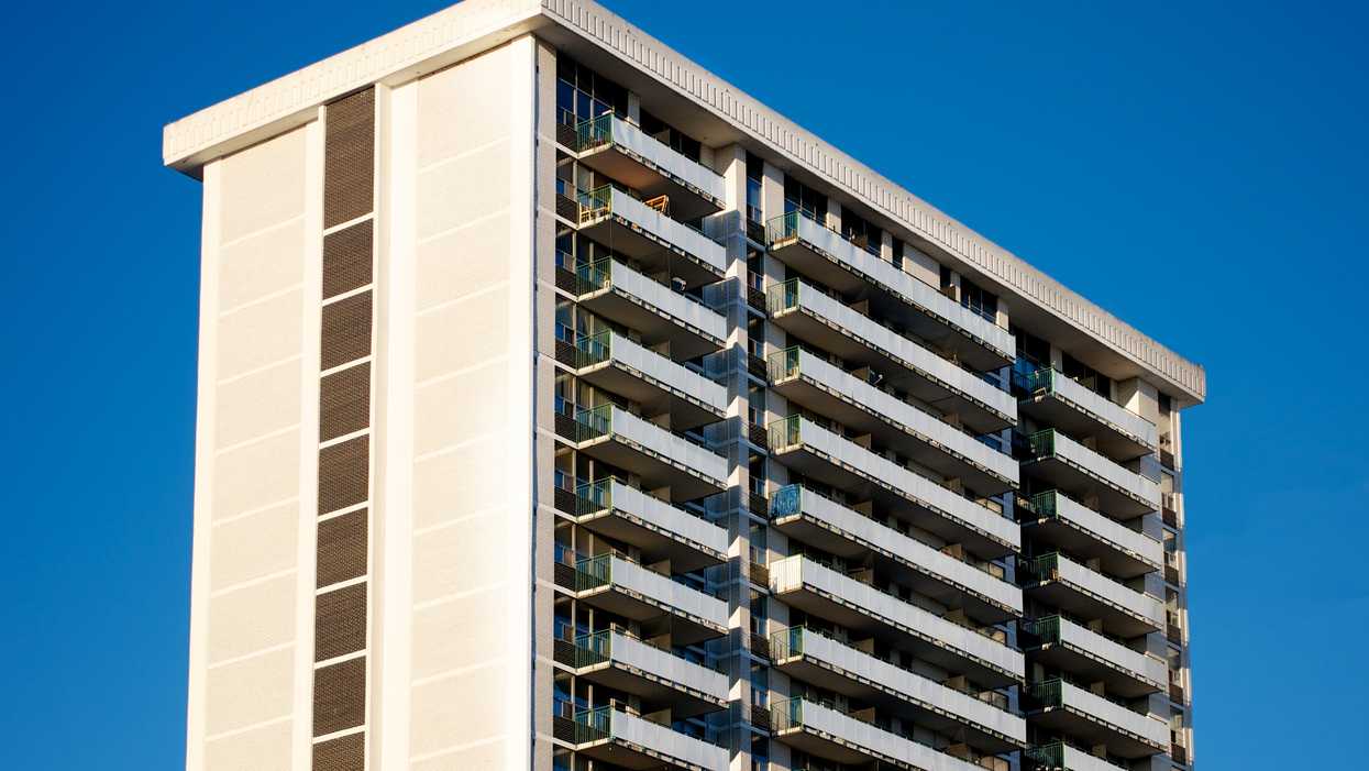Toronto Toddler Died After Falling Off Of The 14th Floor Of A Toronto Apartment
