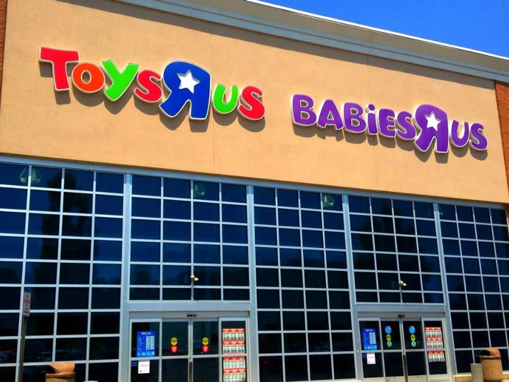 Toys r us discount new store name