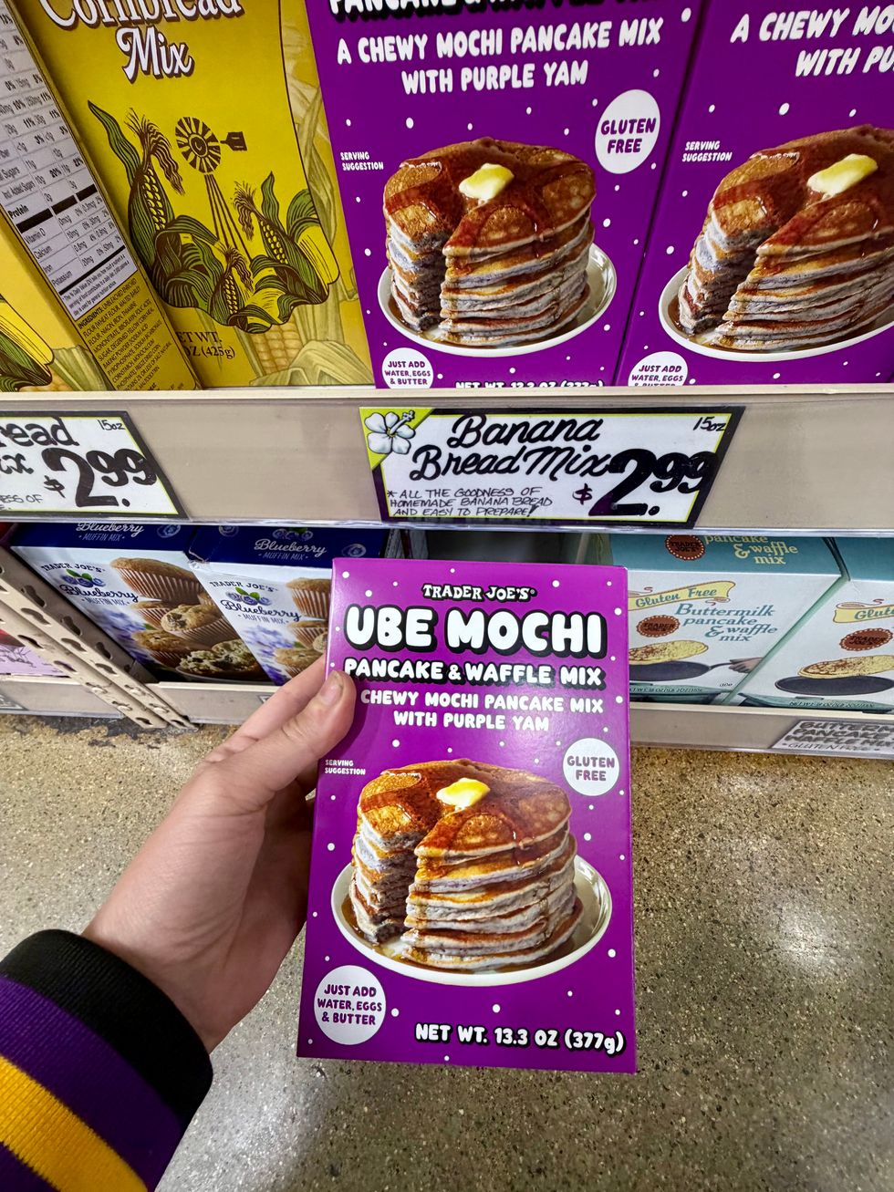 Trader Joe's Ube Mochi Pancake & Waffle Mix