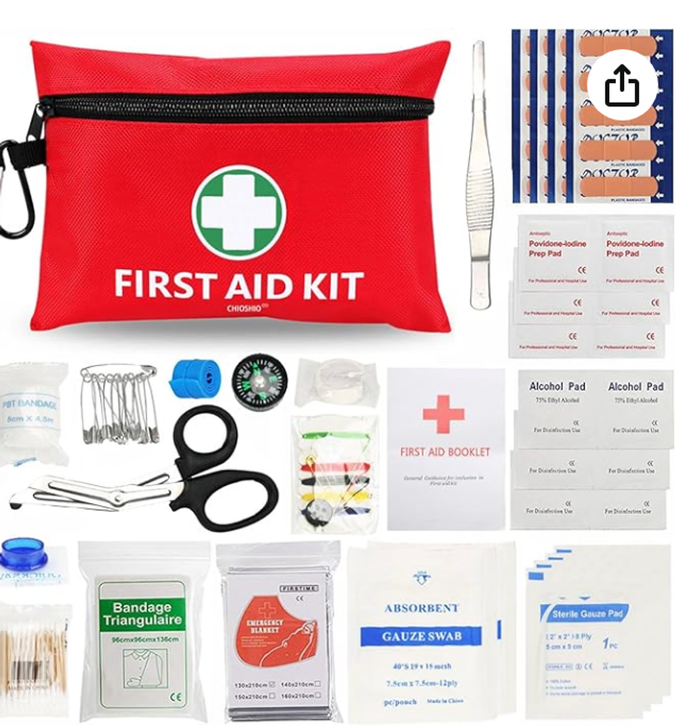 Trousse de premiers soins.