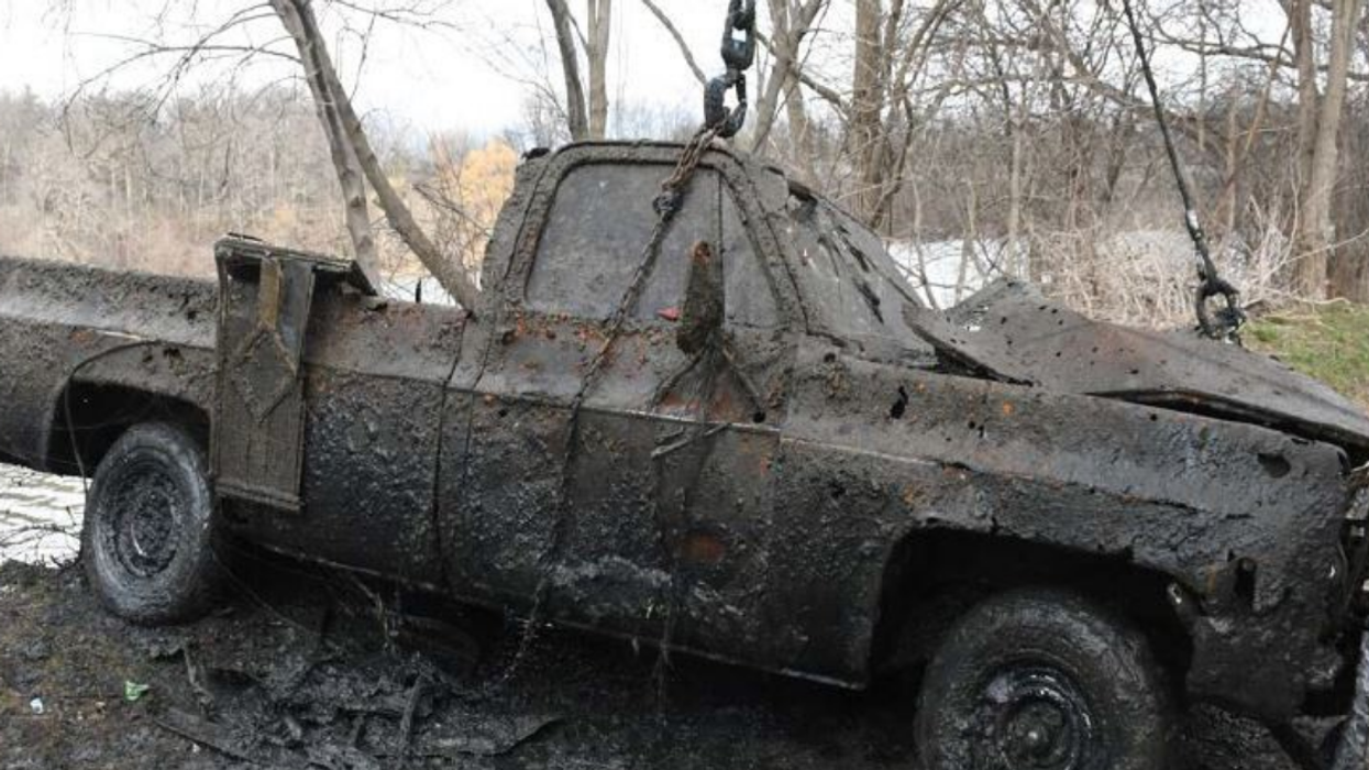 Truck recovered from Mohawk Lake.
