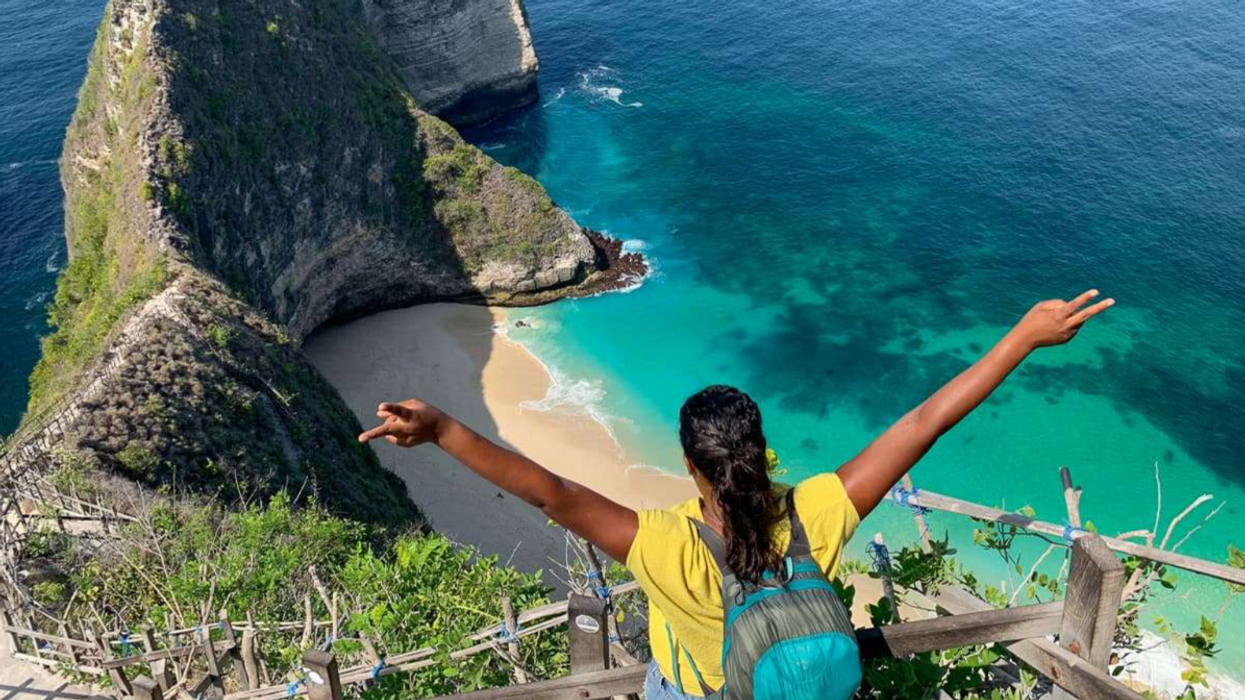 Tu peux voyager l'esprit tranquille pour le coût d'un café par jour avec cette entreprise canadienne