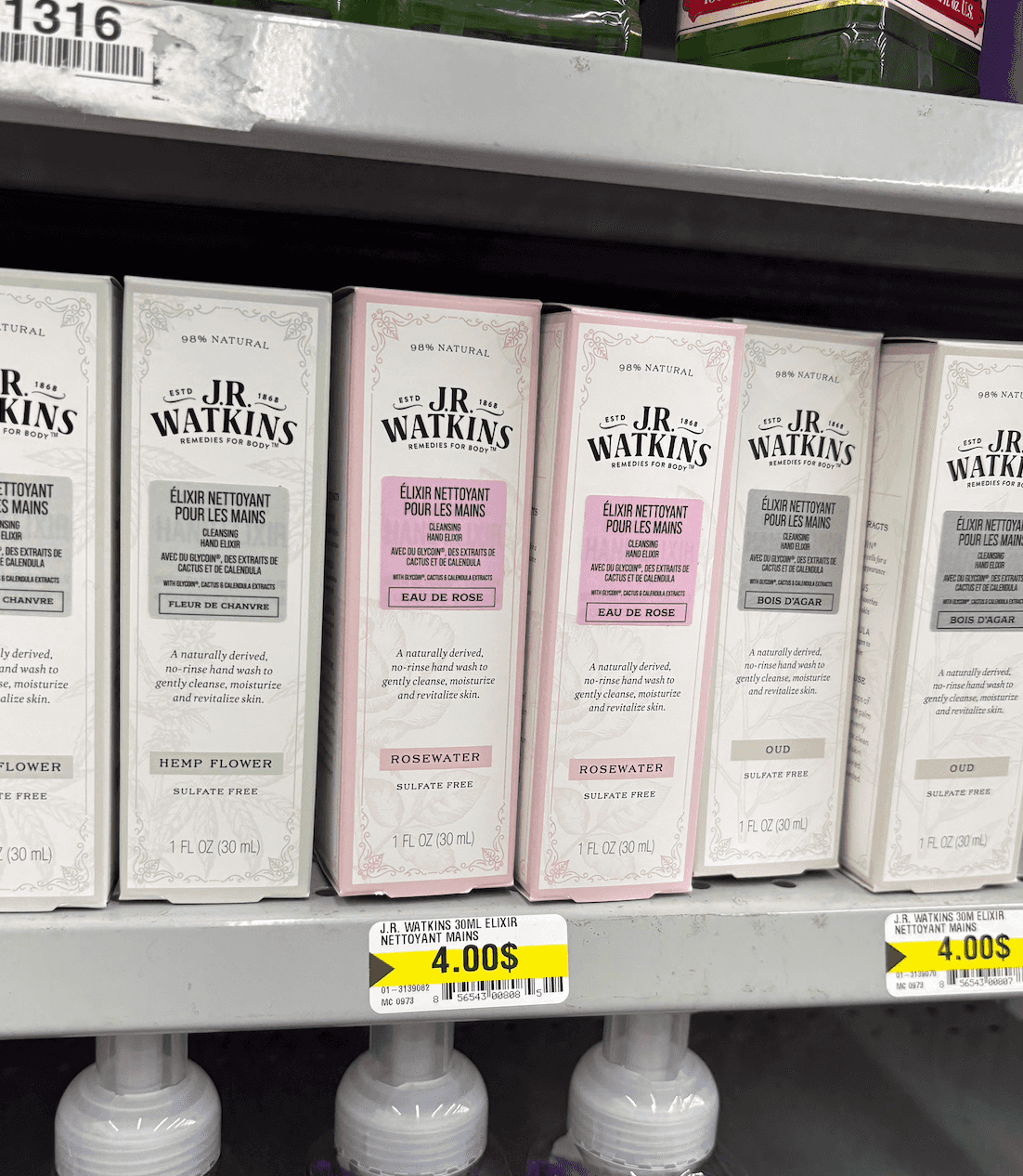 \u00c9lixir nettoyant pour les mains sur les tablettes du Dollarama.