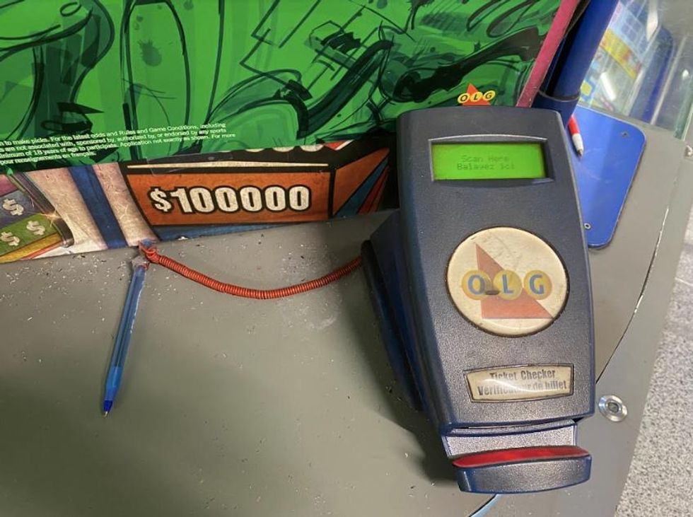 \u200b\u200bUn puesto de lotería OLG