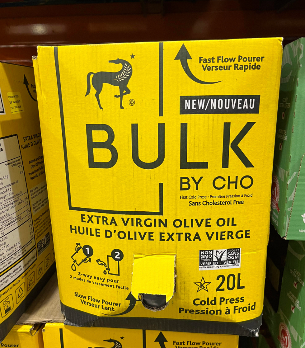 \u200b20 litres d'huile d'olive extra vierge Bulk by Cho chez Costco.