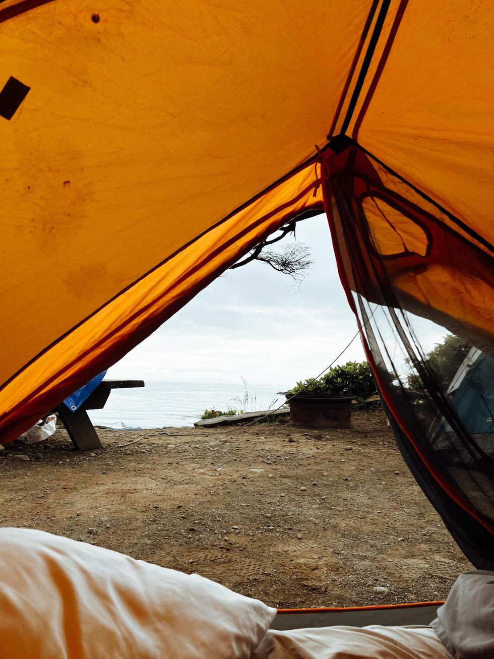 \u200bA tent on the beach in Ucluelet, B.C.