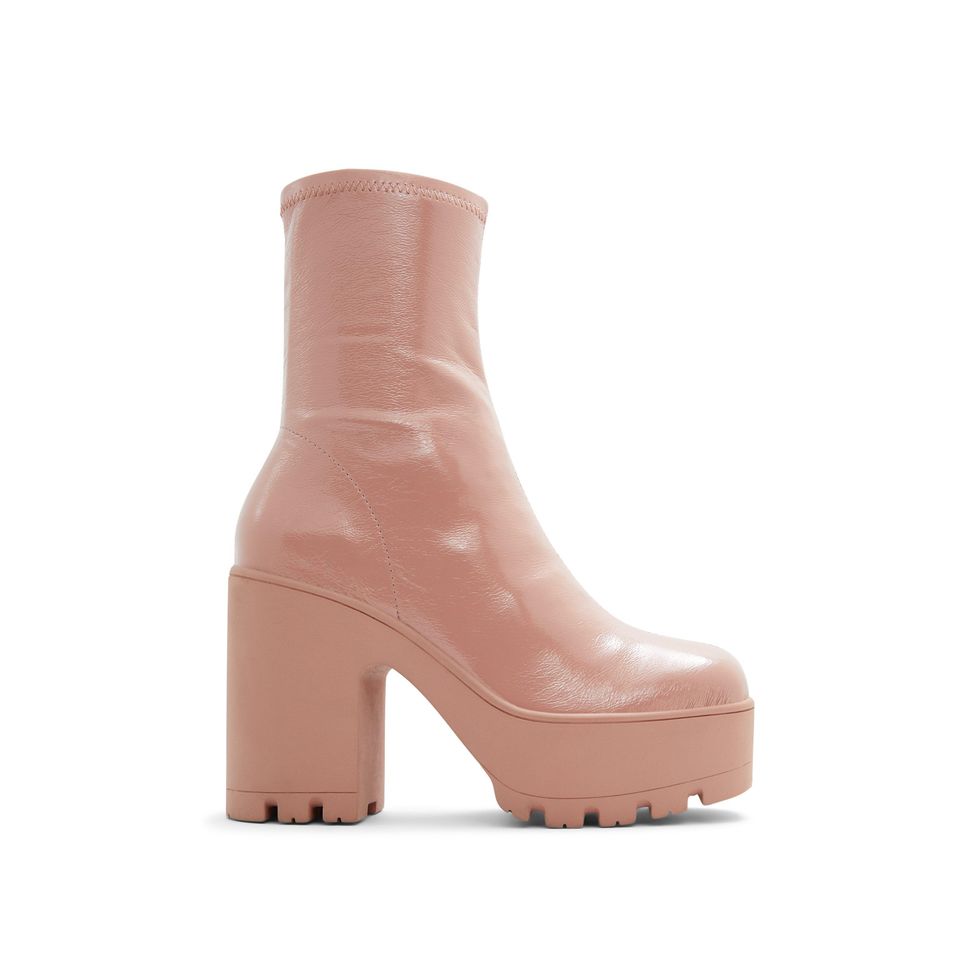 \u200bBottes en rabais chez Spring.