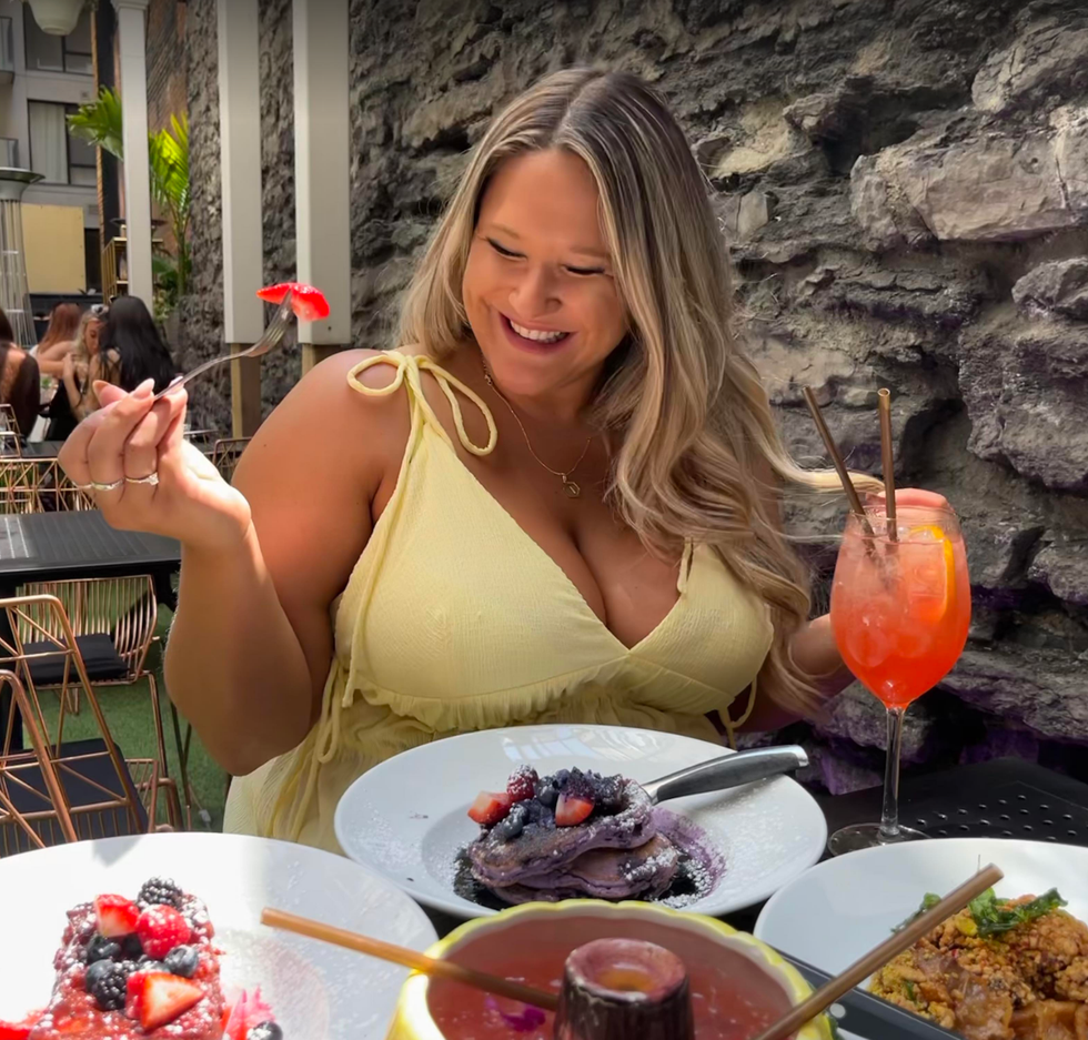 \u200bBrunch du dimanche au Farsides \u00e0 Montr\u00e9al.