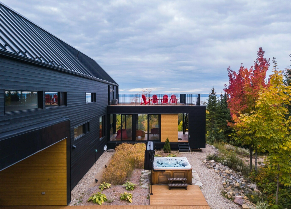 \u200bChalet \u00e0 louer \u00e0 Petite-Rivi\u00e8re-Saint-Fran\u00e7ois sur Monsieur Chalets.