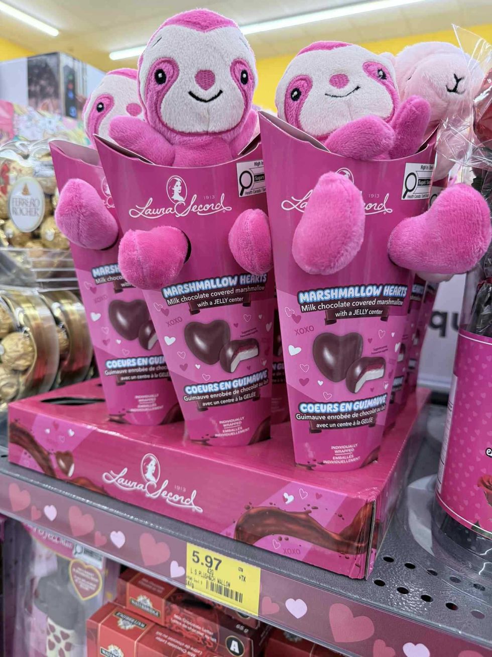 \u200bCoeurs en guimauve Laura Secord en vente au Tigre G\u00e9ant pour 5,97 $.