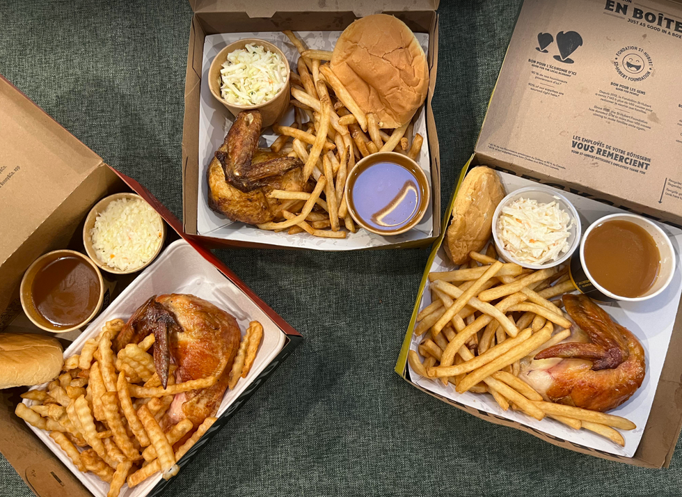 \u200bDans l'ordre de gauche \u00e0 droite : Bo\u00eete du Benny & Co., Scores et St-Hubert.