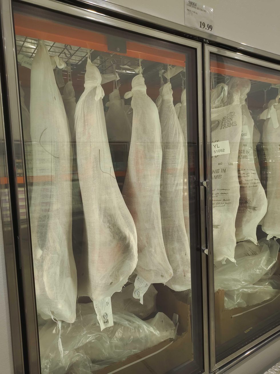 \u200bDes carcasses de ch\u00e8vres.