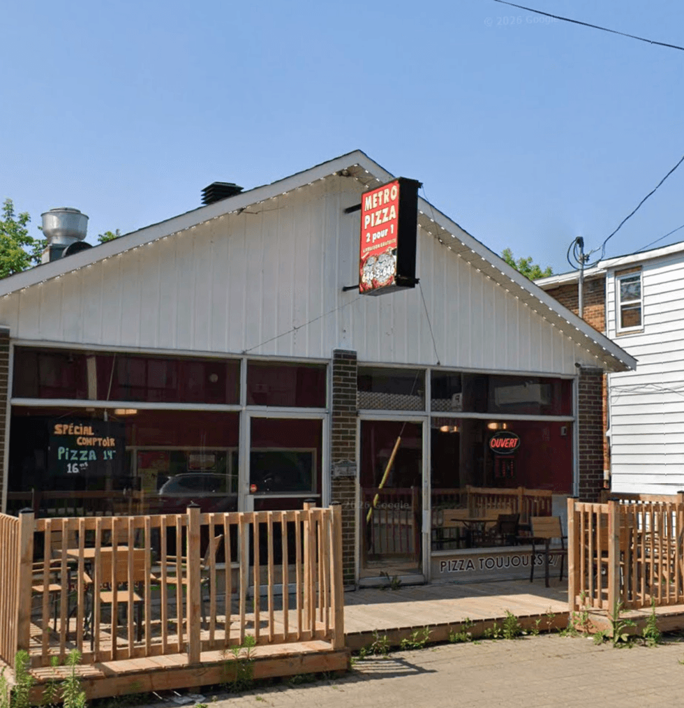 \u200bDevanture du Metro Pizza 2018 \u00e0 Longueuil.