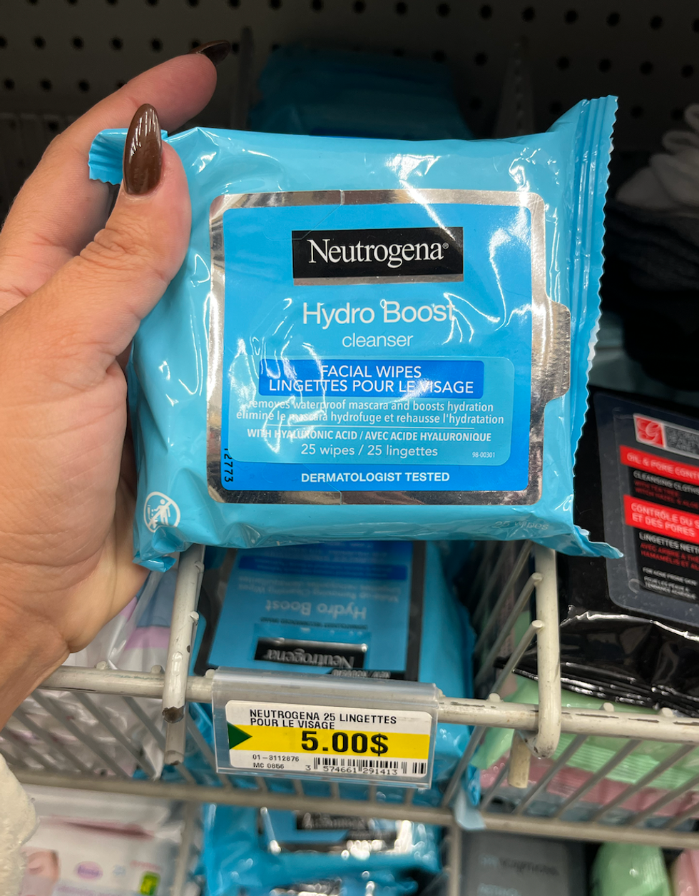 \u200bEmballage de 25 lingettes nettoyantes Neutrogena \u00ab Hydro Boost \u00bb pour le visage.