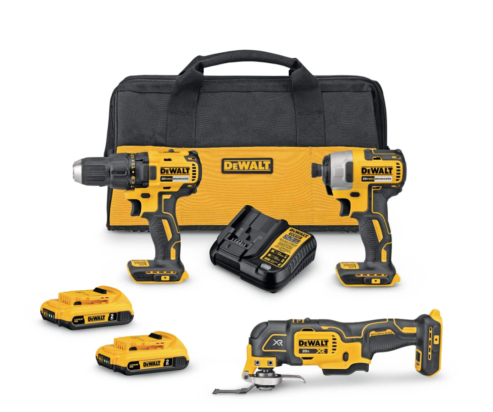 \u200bEnsemble d\u2019outils sans fil 20 V MAX DEWALT  \u2013 Perceuse, tournevis \u00e0 percussion et outil oscillant.