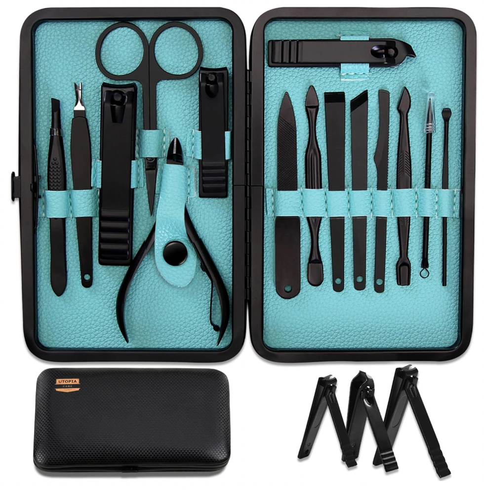 \u200bEnsemble pour les ongles de voyage en acier inoxydable noir.