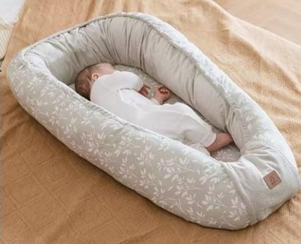 \u200bHousbay baby nest.