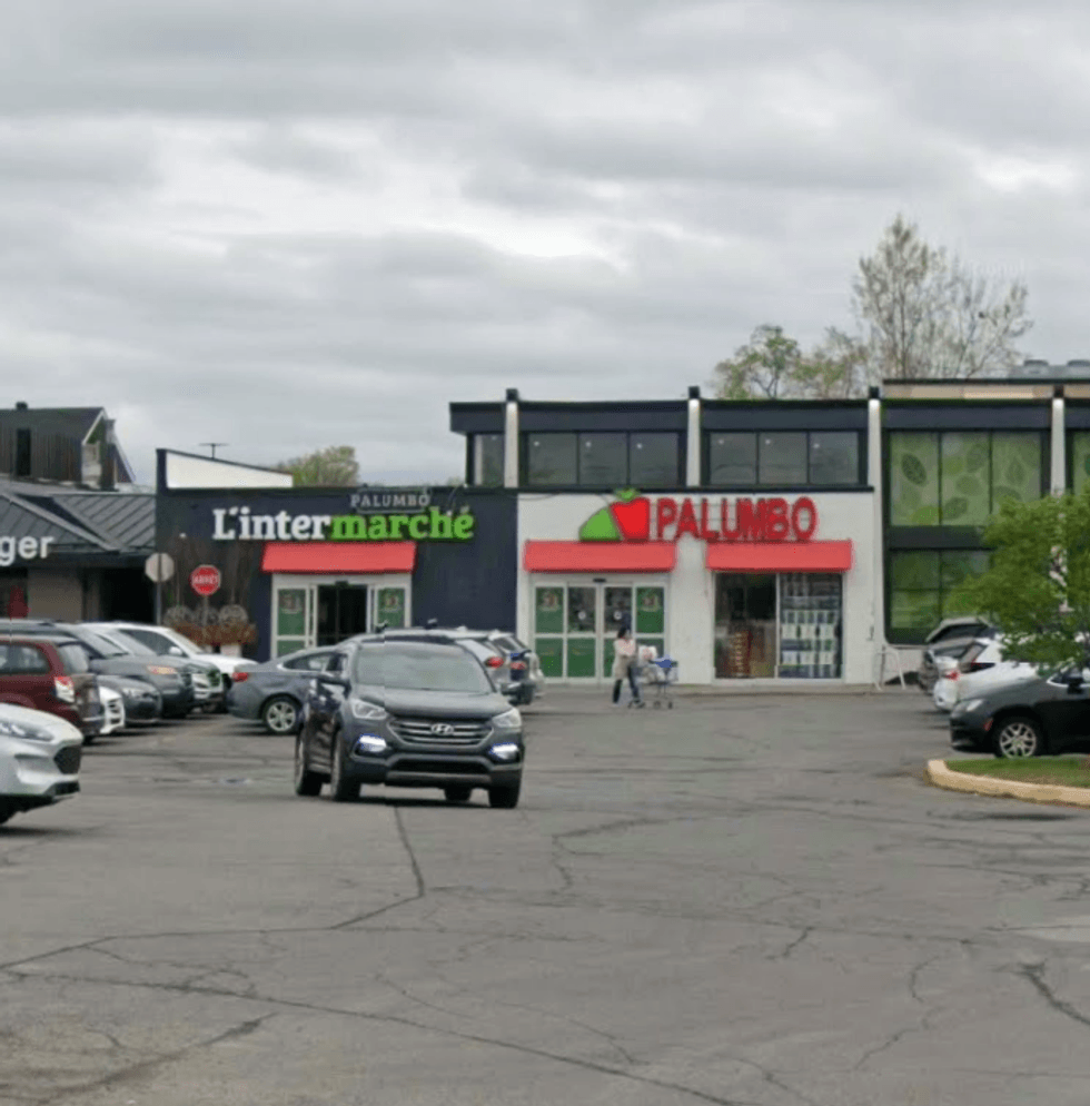 \u200bL'Intermarche Palumbo Pierrefonds.