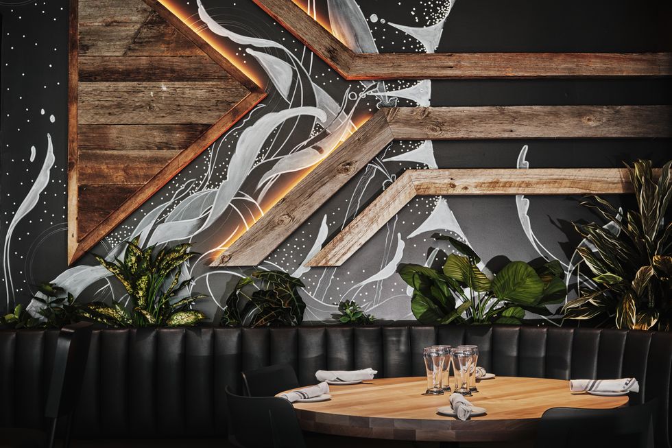 \u200bLe resto Les Enfants Terribles \u00e0 Brossard.