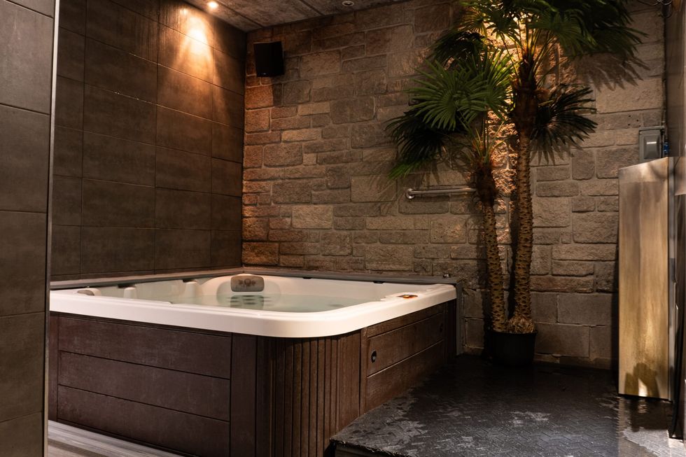 \u200bLe spa du Sauna Backboys.