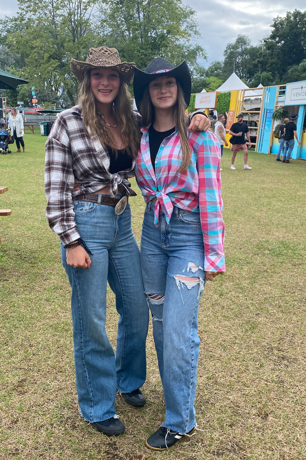 \u200bLook du festival Lasso Montr\u00e9al 2022.