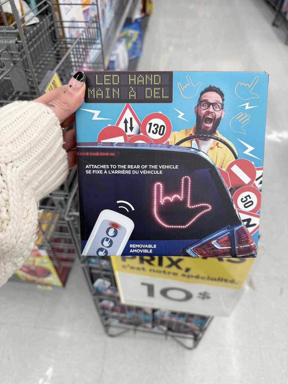 \u200bMain \u00e0 DEL pour l'auto en vente au Tigre G\u00e9ant pour 10 $.