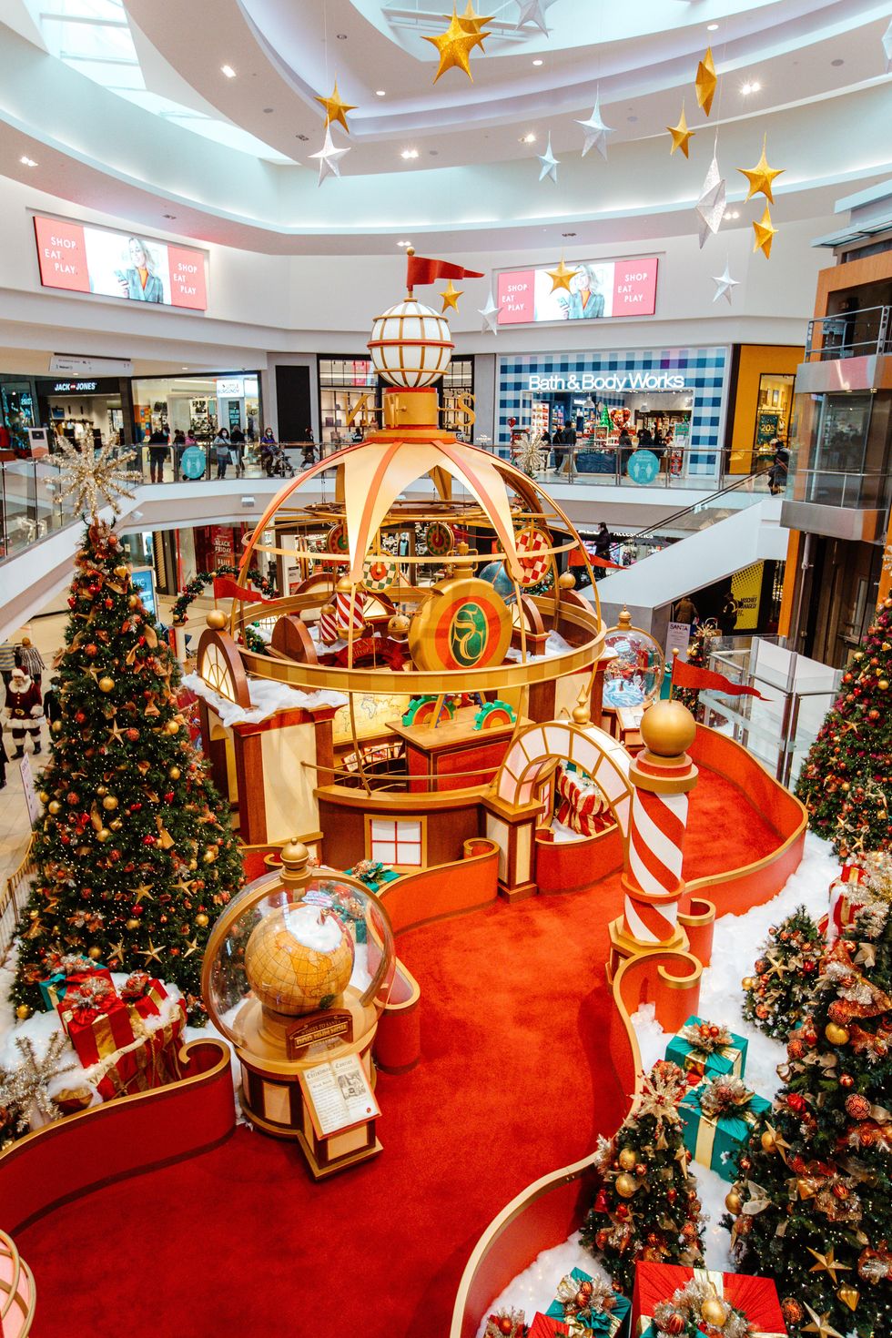 \u200bPlanet Santa at the Scarborough Town Centre.