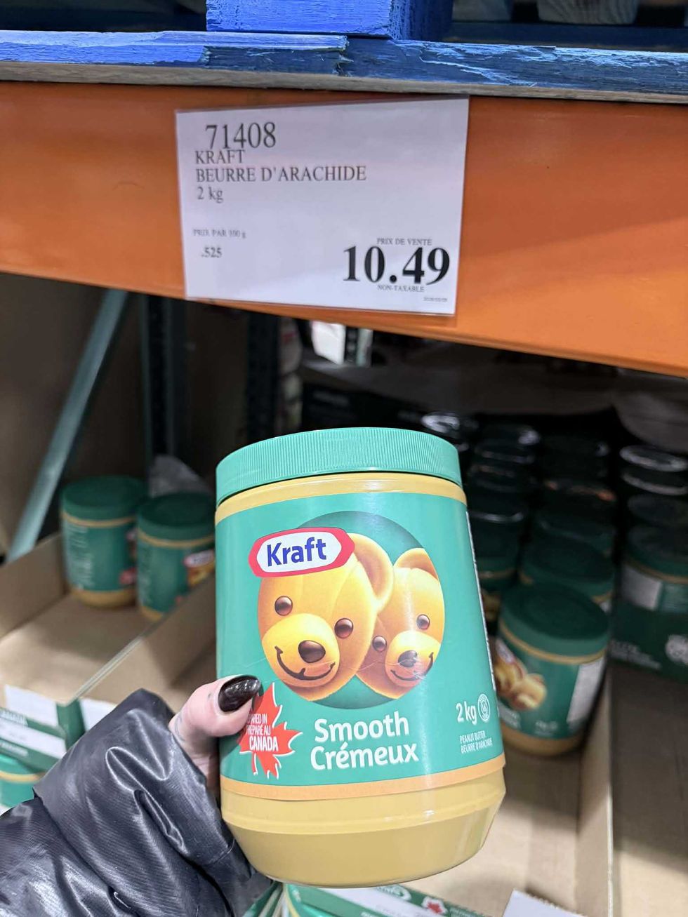 \u200bPot de 2 kg de beurre d'arachide de la marque Kraft en vente chez Costco pour 10,49 $.