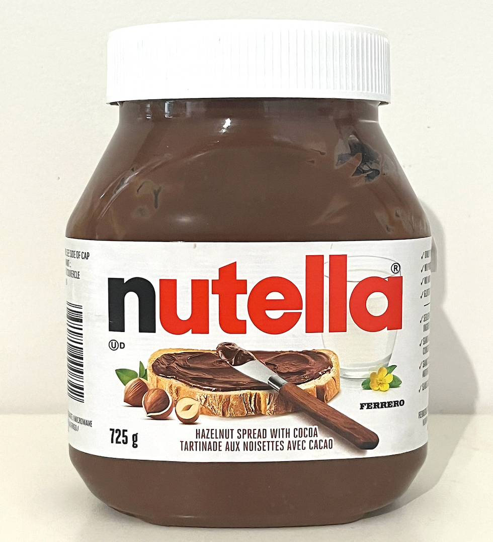 \u200bPot de tartinade aux noisettes avec cacao Nutella.