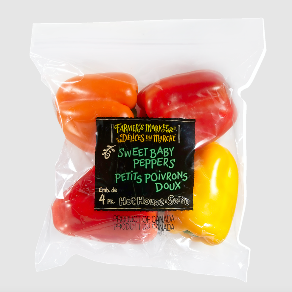 \u200bQuatre poivrons doux.