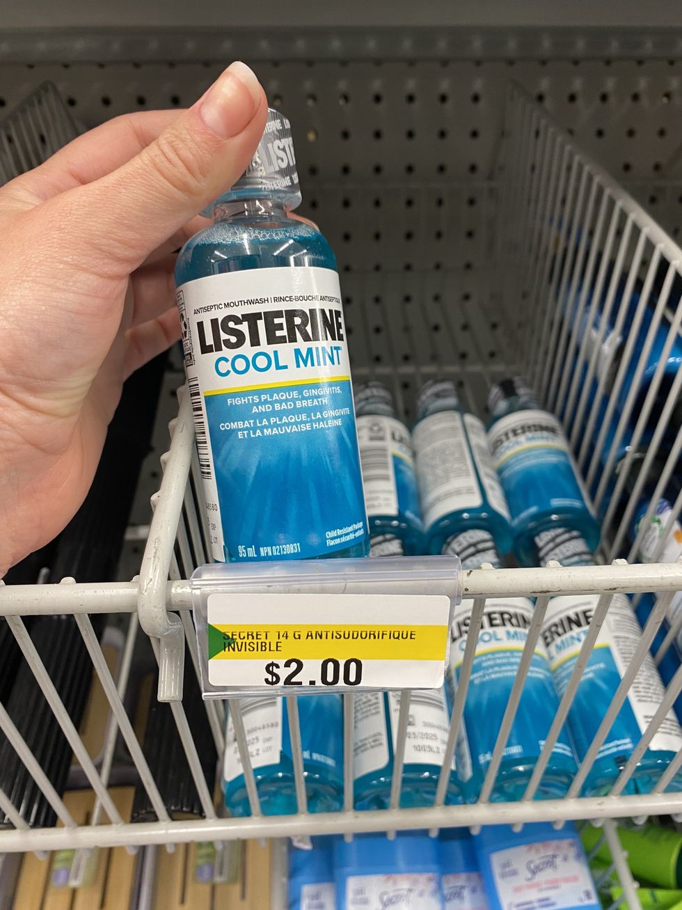 \u200bRince-bouche Listerine.