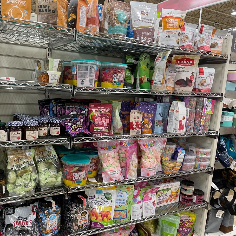 \u200bSnacks on shelves at HomeSense.