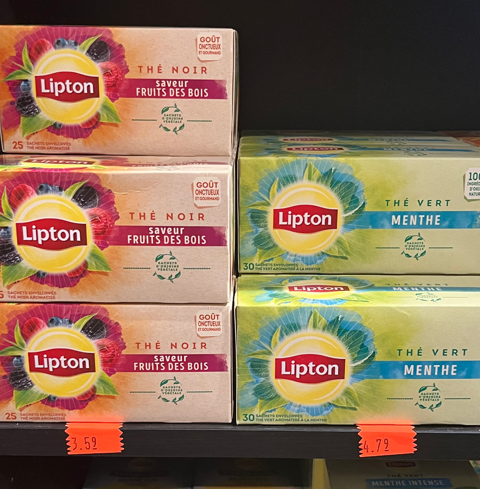 \u200bTh\u00e9 Lipton.