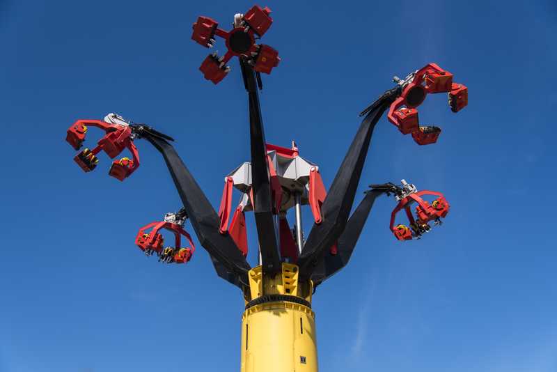 Double Hammer Ride The Sledge Hammer Ride