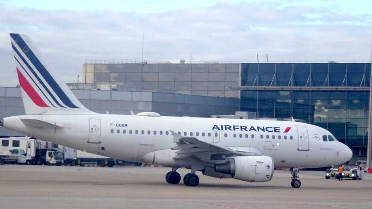 Un avion d'Air France sur le tarmac.