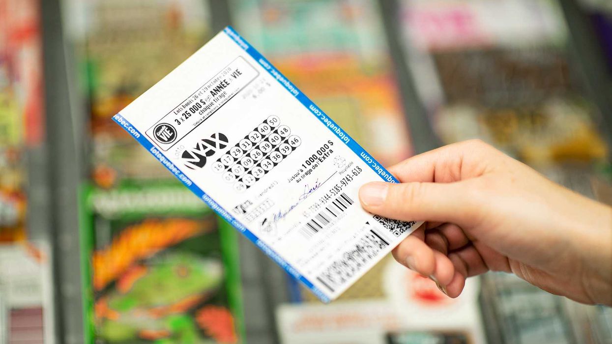 Un billet de loterie.